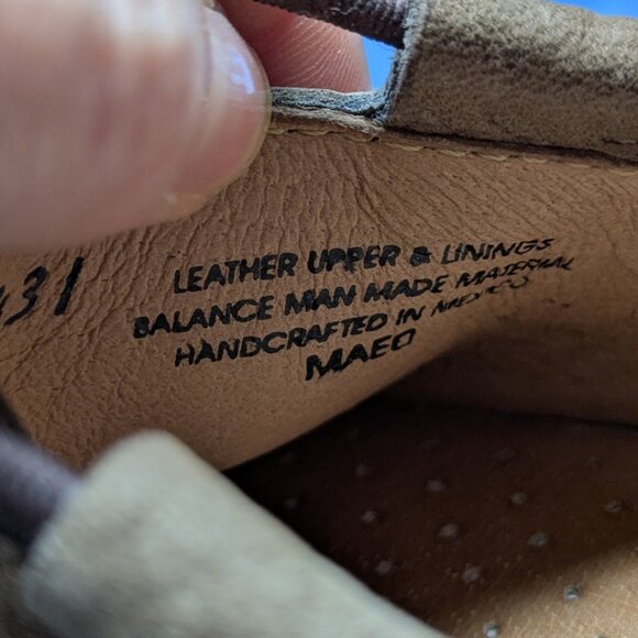 Born Majo Leather Closed Toe Sling-Back Mule - Picture 6 of 7